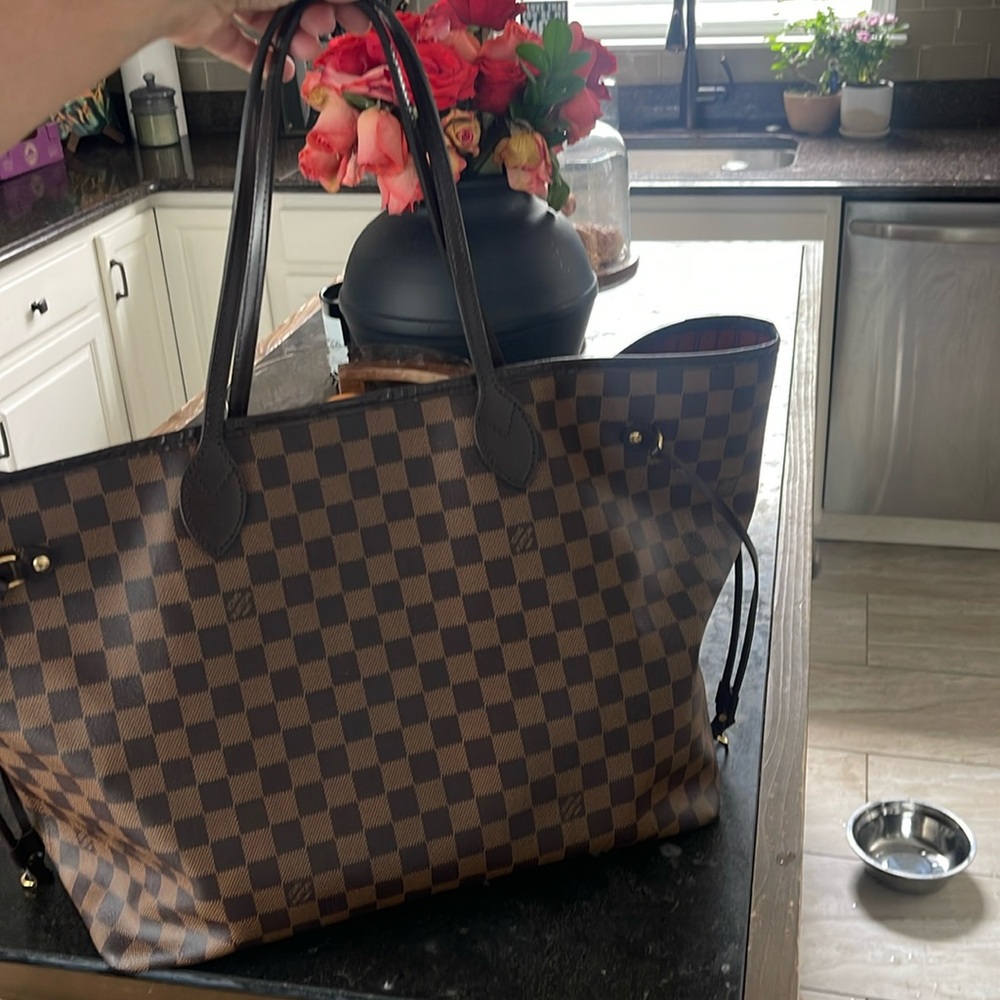 Authentic Louis Vuitton, large tote bag,  excellent  condition
